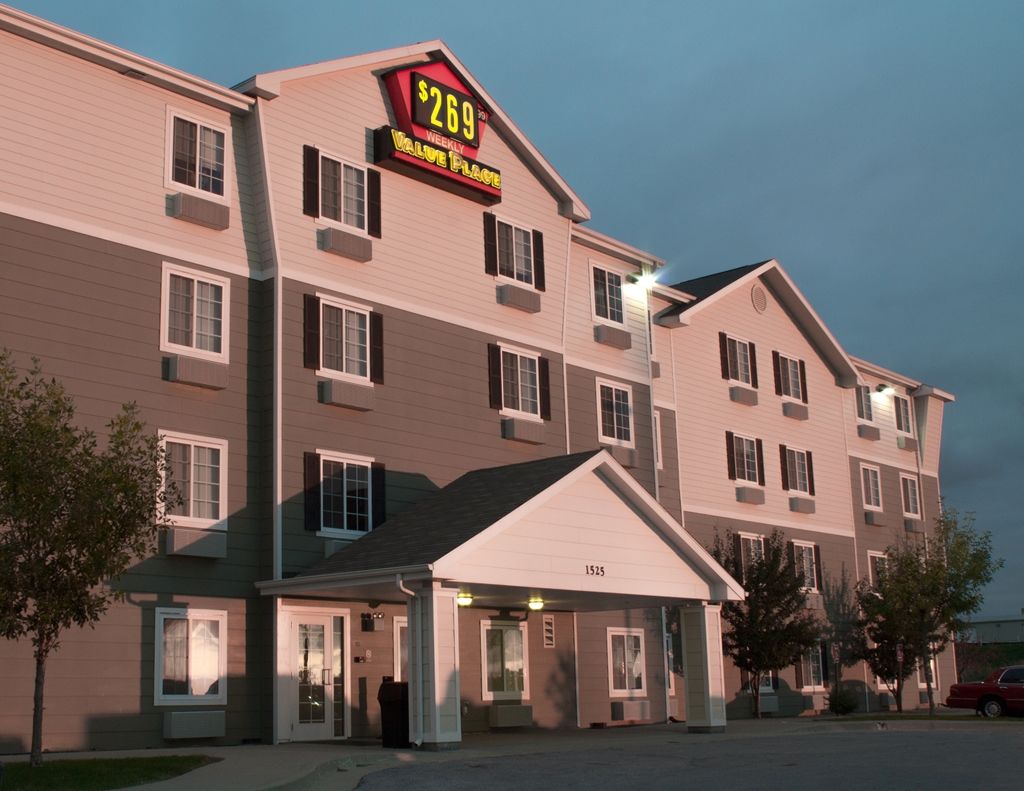 Woodspring Suites Des Moines Pleasant Hill Bagian luar foto