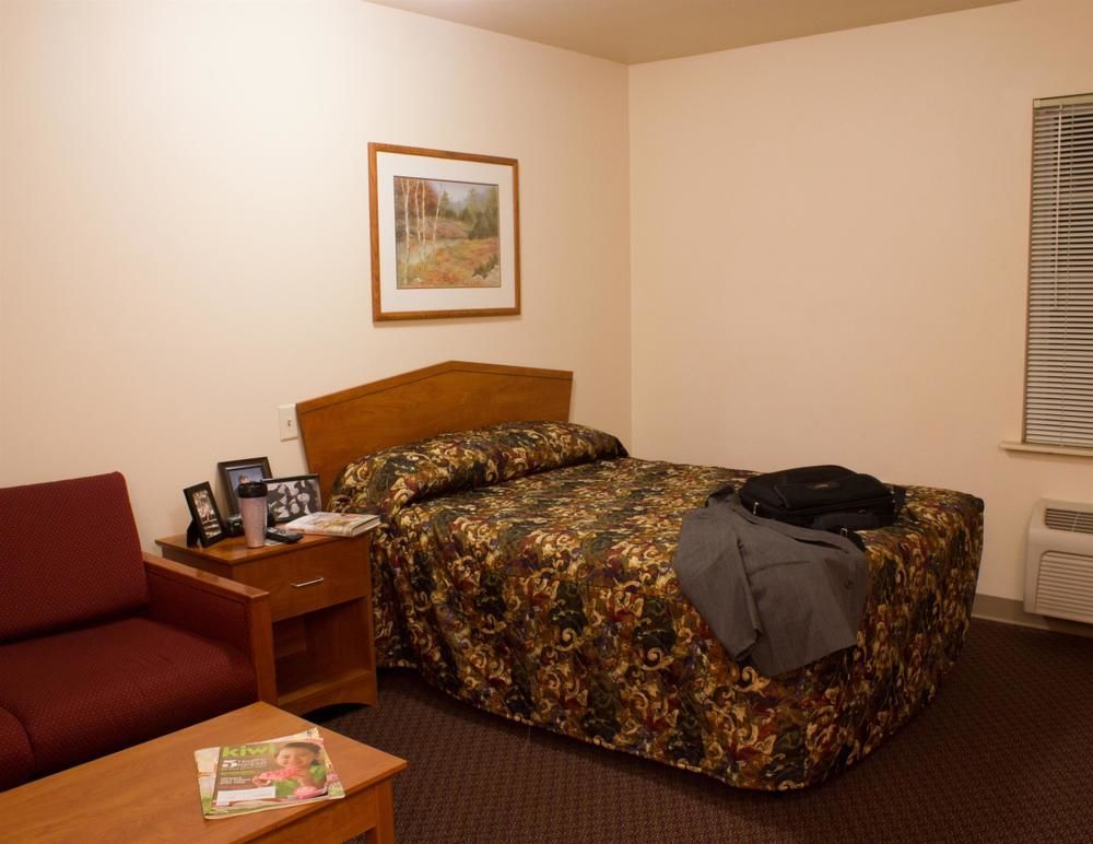 Woodspring Suites Des Moines Pleasant Hill Bagian luar foto